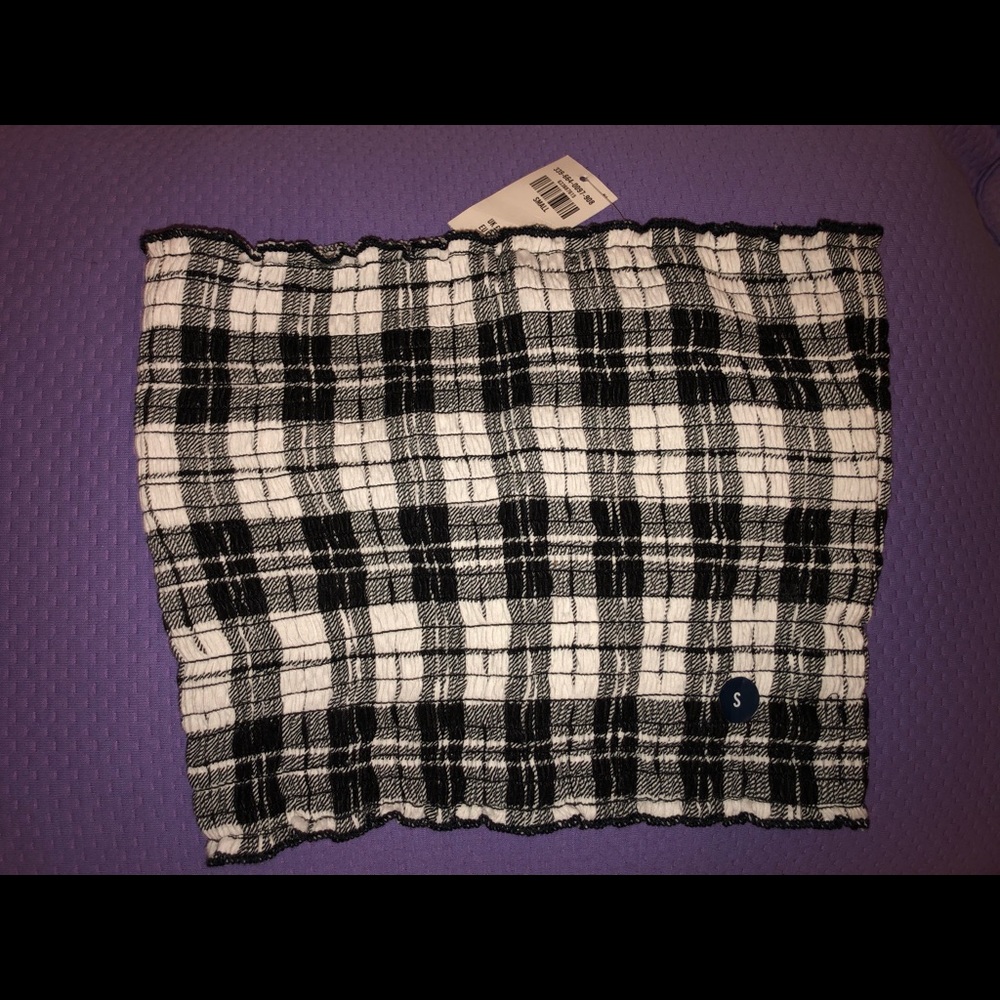 SOLD !! HOLLISTER TUBE TOP